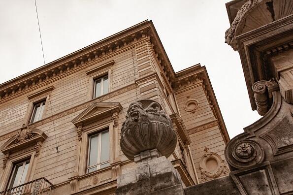 https://www.investiresgr.it/uploads/foto_news/Villino_Rattazzi_1657801287.jpg